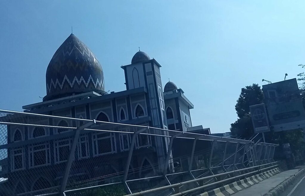 Mosque Masjid Raya An-Nur, Malang, photo