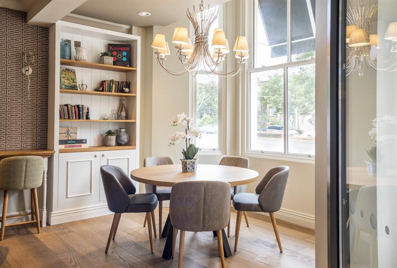 Фото Point A Kensington Olympia