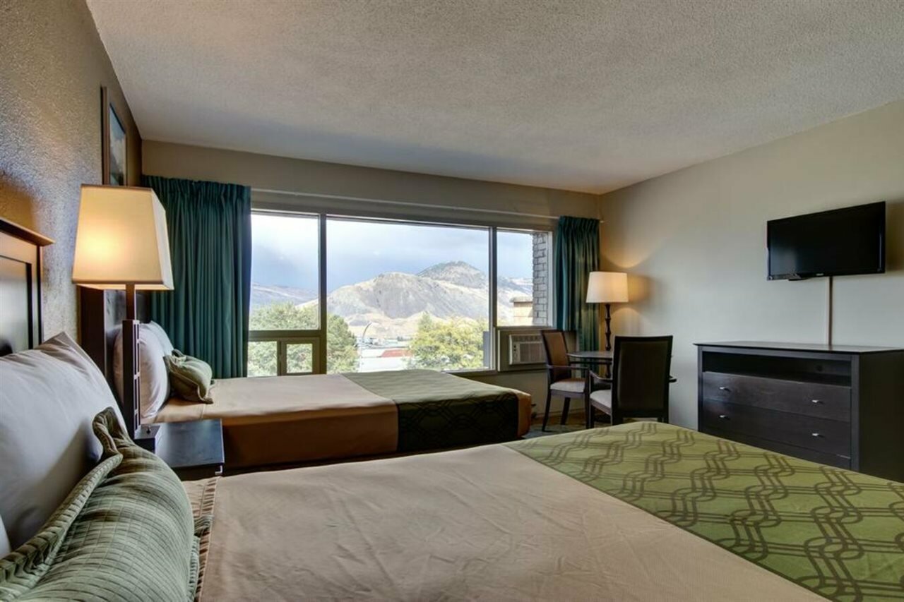 Фото Knights Inn Kamloops