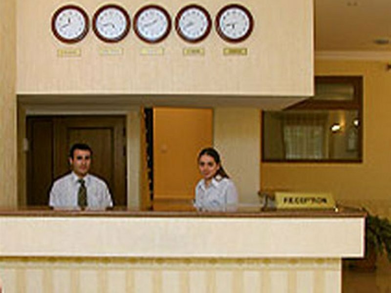 Фото Karat Inn Hotel
