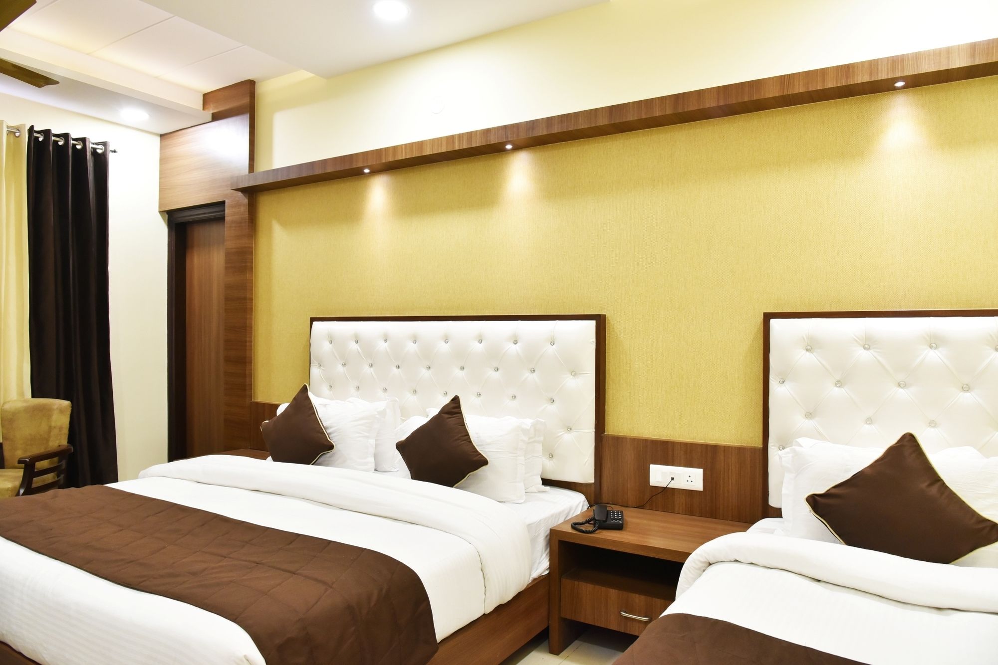 Фото Hotel Amritsar International