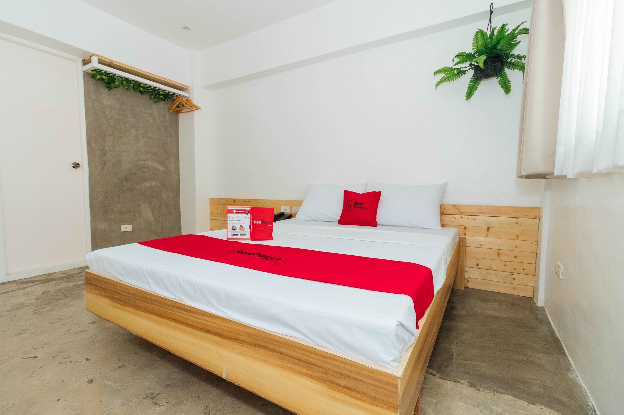 Фото RedDoorz Plus @ Boni Avenue Mandaluyong