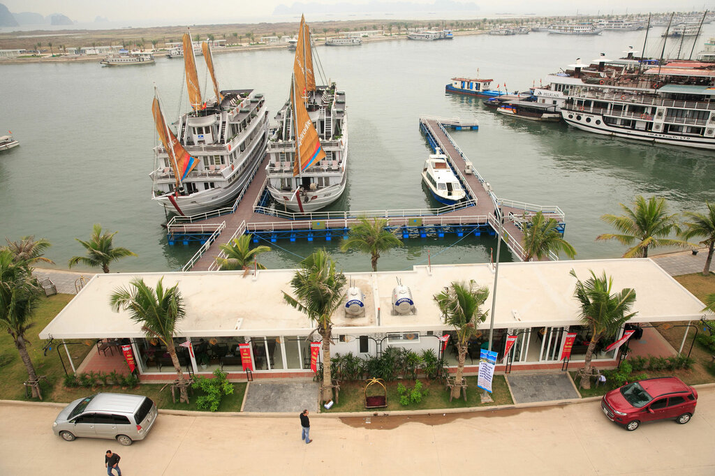 Hotel Aphrodite Cruise, Quảng Ninh Province, photo