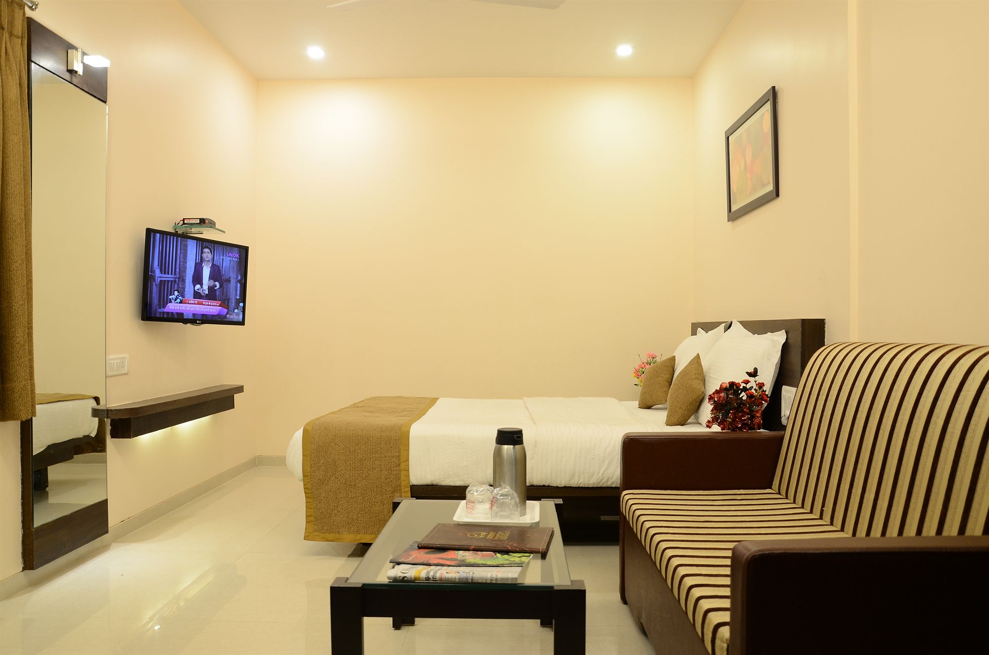 Фото Hotel Sunny International