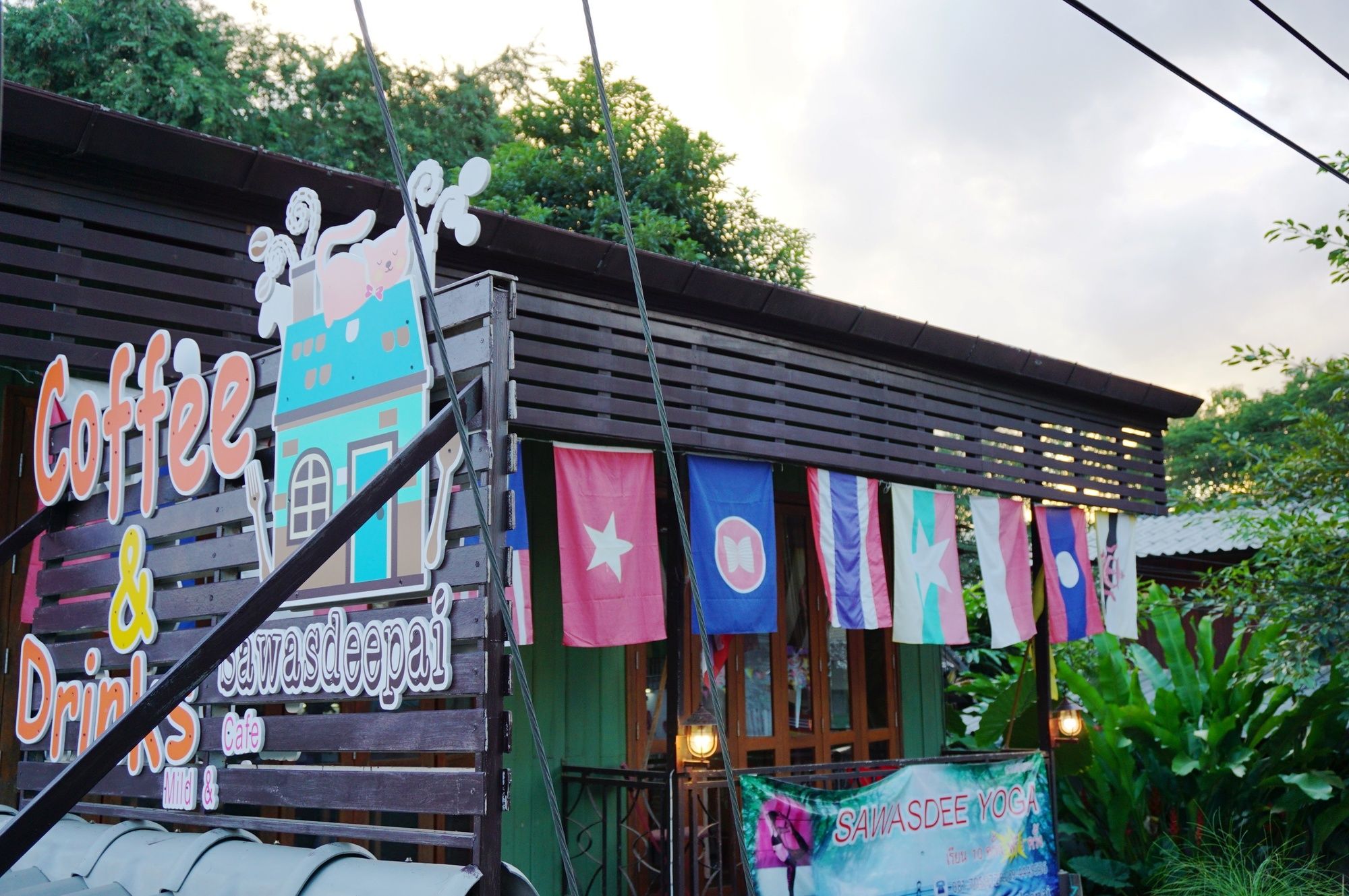 Фото Sawasdeepai River Resort