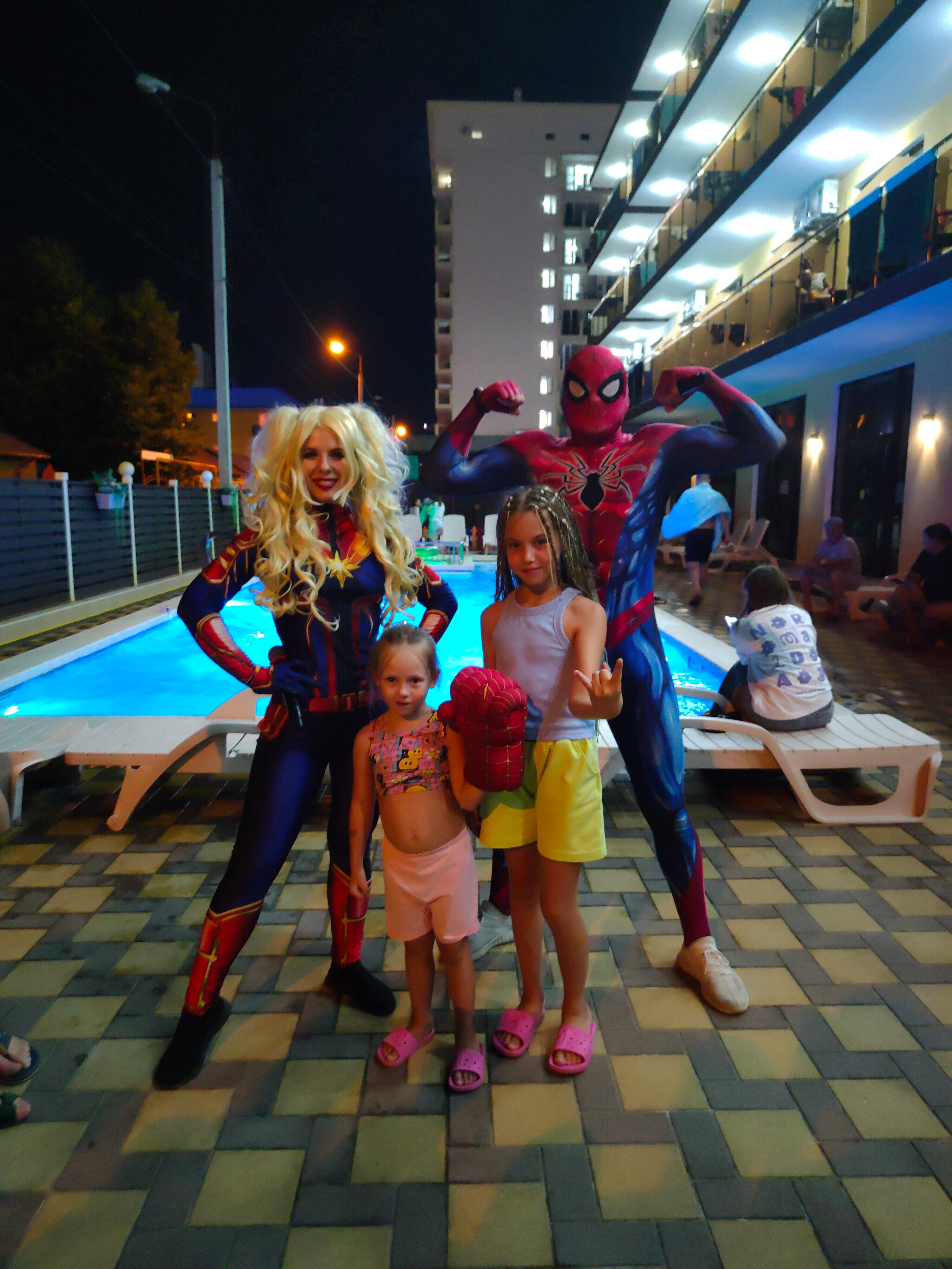 Фото Leonsia Family Hotel