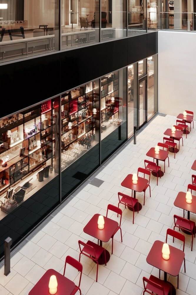 Фото IntercityHotel Frankfurt Hauptbahnhof Süd