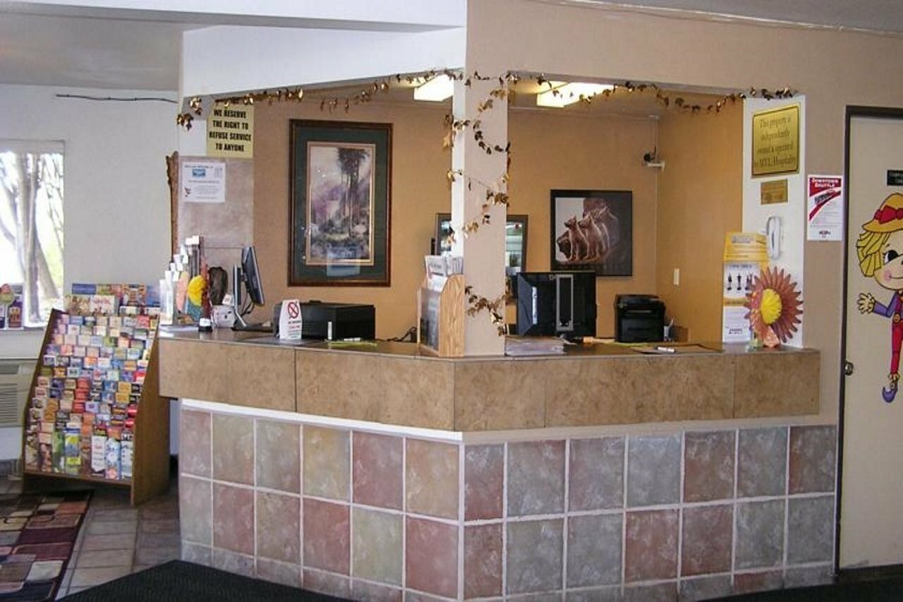 Фото Quality Inn Downtown