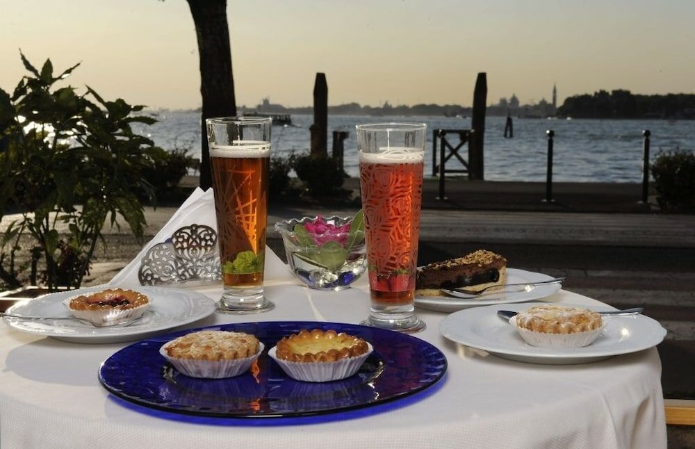 Фото Russo Palace