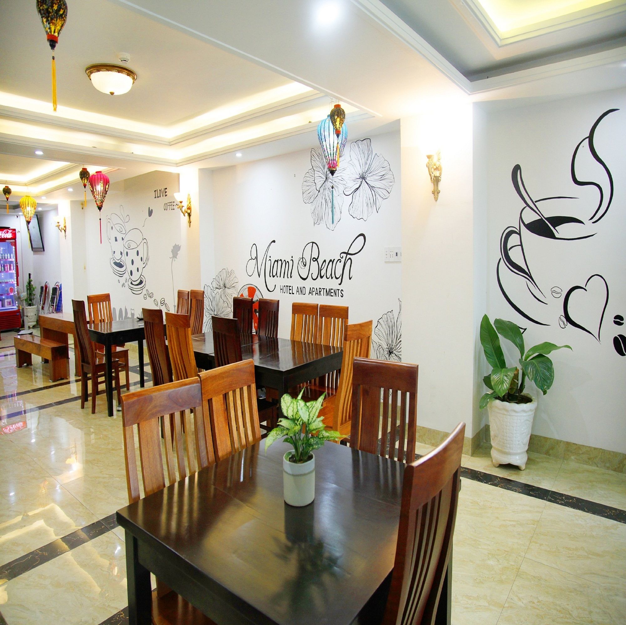 Фото Miami Beach Hotel