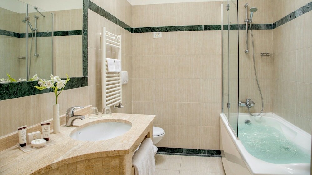 Фото Arcom Palace