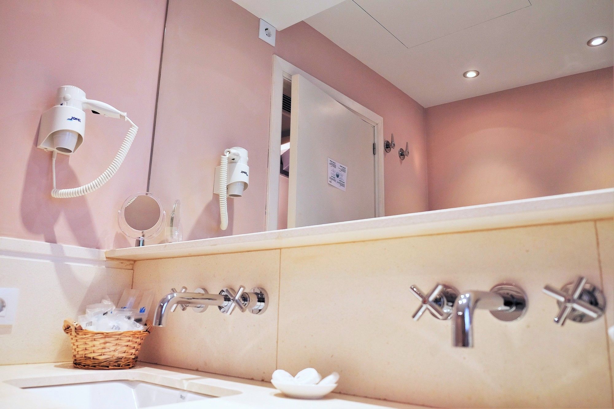 Фото Apartasuites Alberca