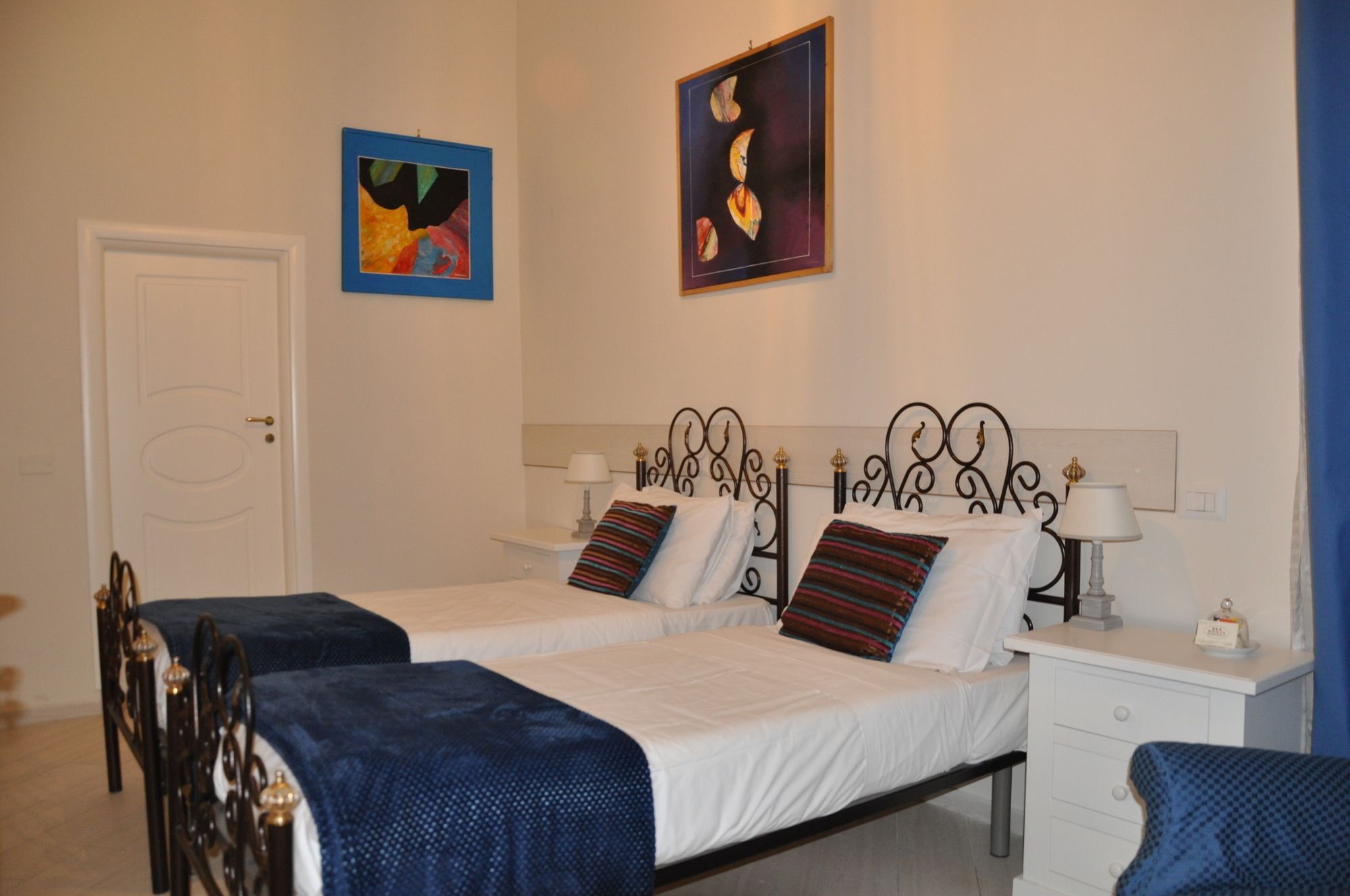 Фото Domus Borbonica