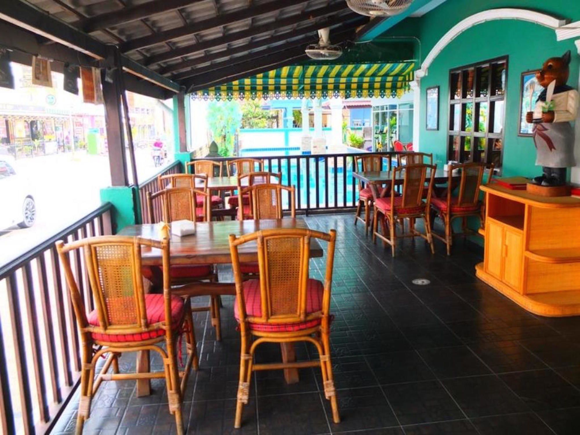 Фото The Caddy Shack