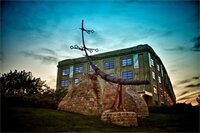 Фото Holiday Inn and Suites Winnipeg Downtown