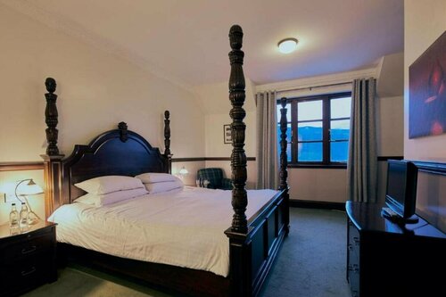 Гостиница Craigdarroch Hotel