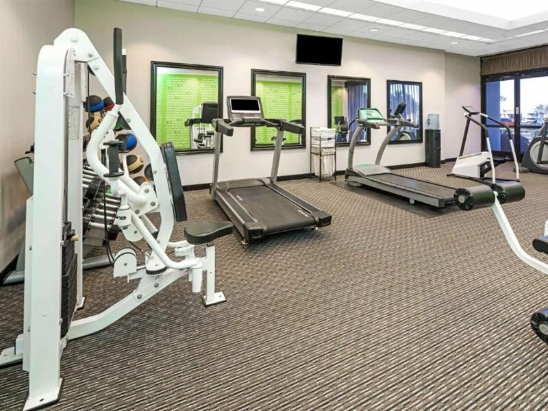 Фото La Quinta Inn & Suites by Wyndham Buena Park