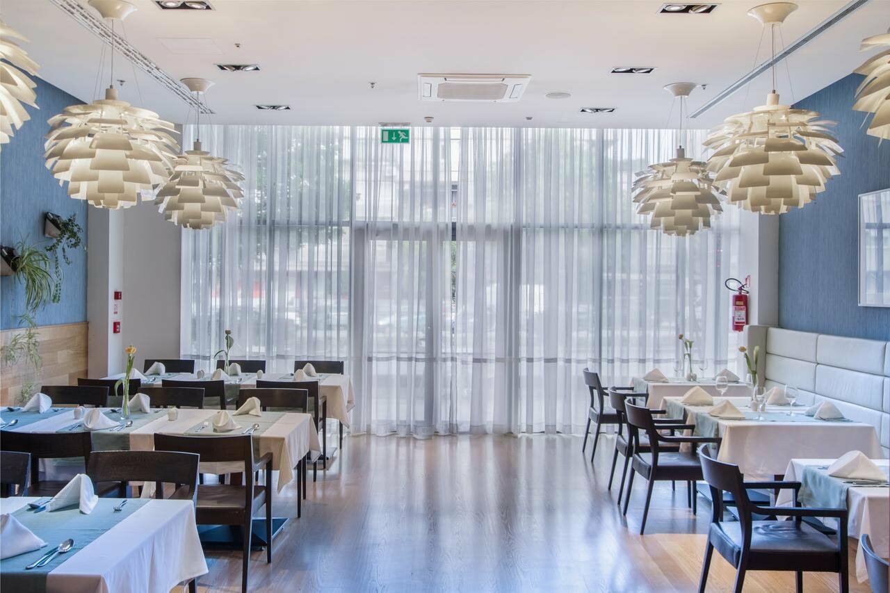 Фото Atrium Hotel