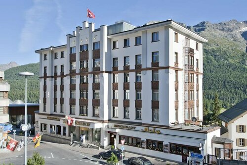 Внешний вид отеля Schweizerhof Swiss Quality Hotel в Са́нкт-Мо́рце, фото 5
