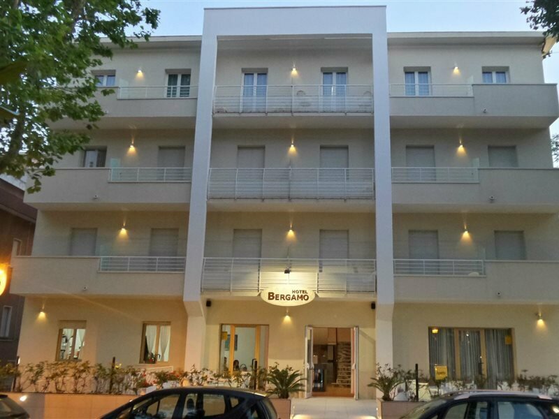 Фото Hotel Bergamo