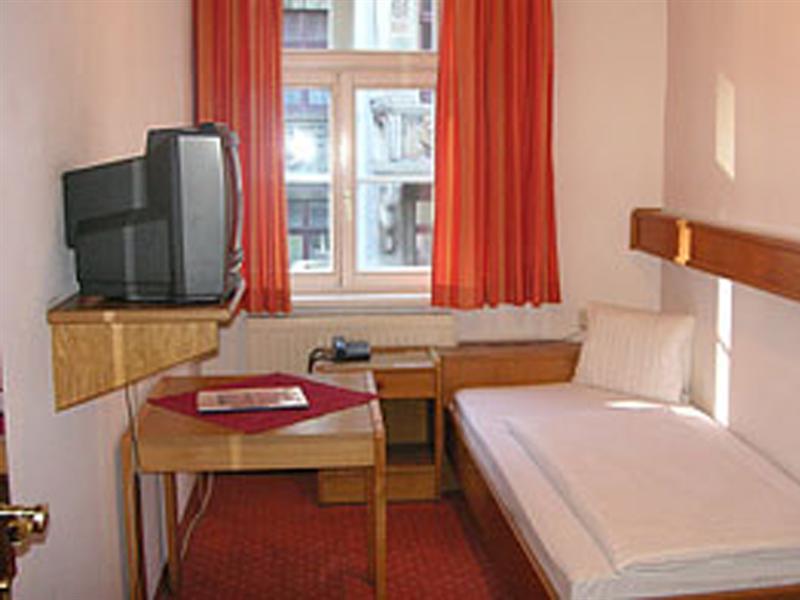 Фото Hotel Goldene Krone