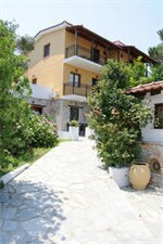 Гостиница Skiathos Island Suites