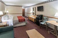 Фото Quality Inn & Suites