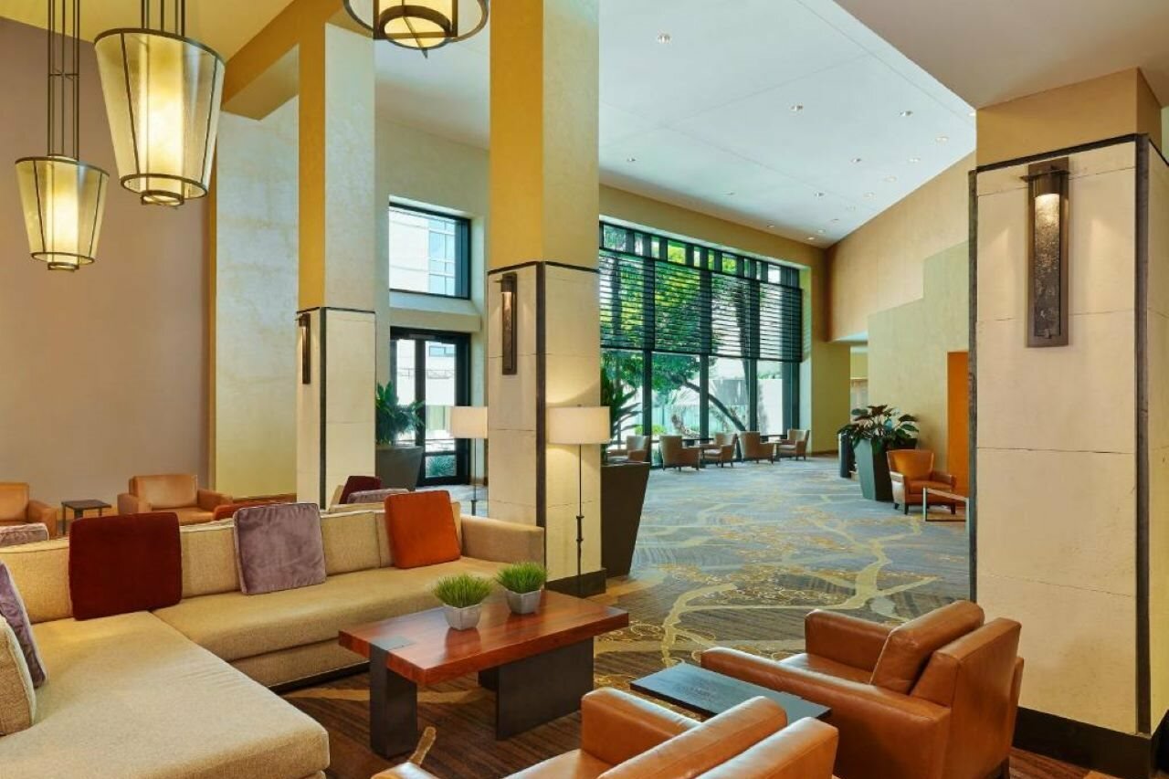 Фото DoubleTree by Hilton San Antonio Airport