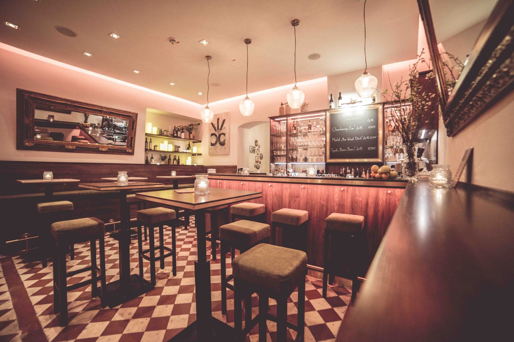 Фото Bohemian Hotel