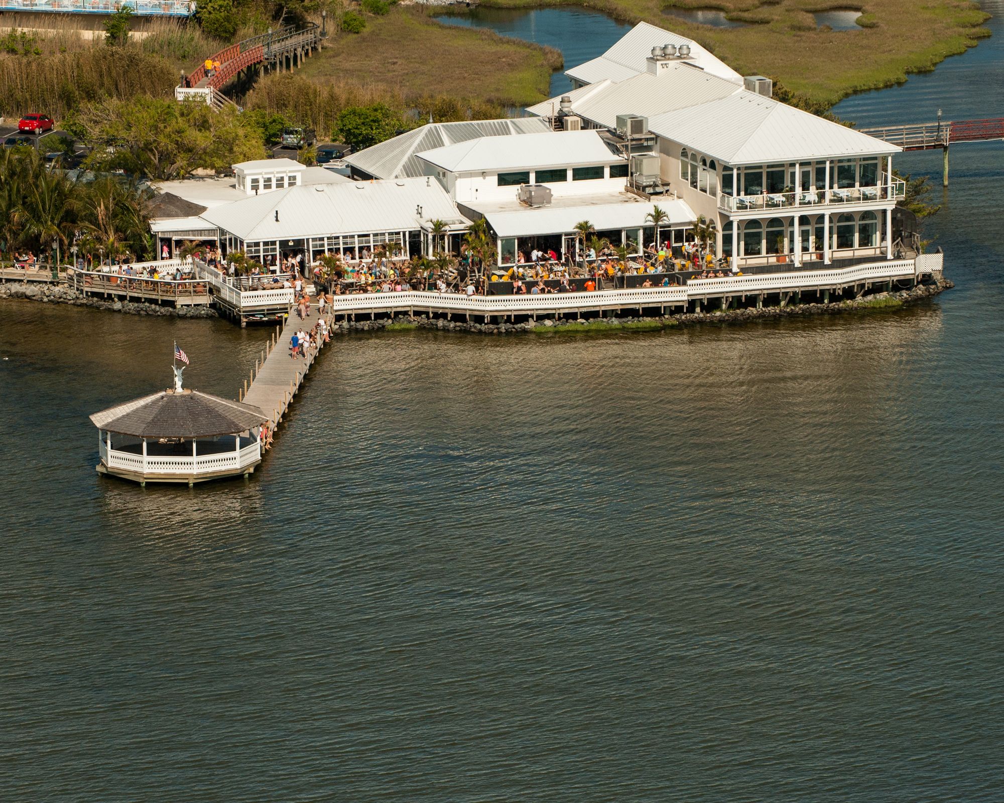 Фото Holiday Inn Express & Suites West Ocean City, an Ihg Hotel