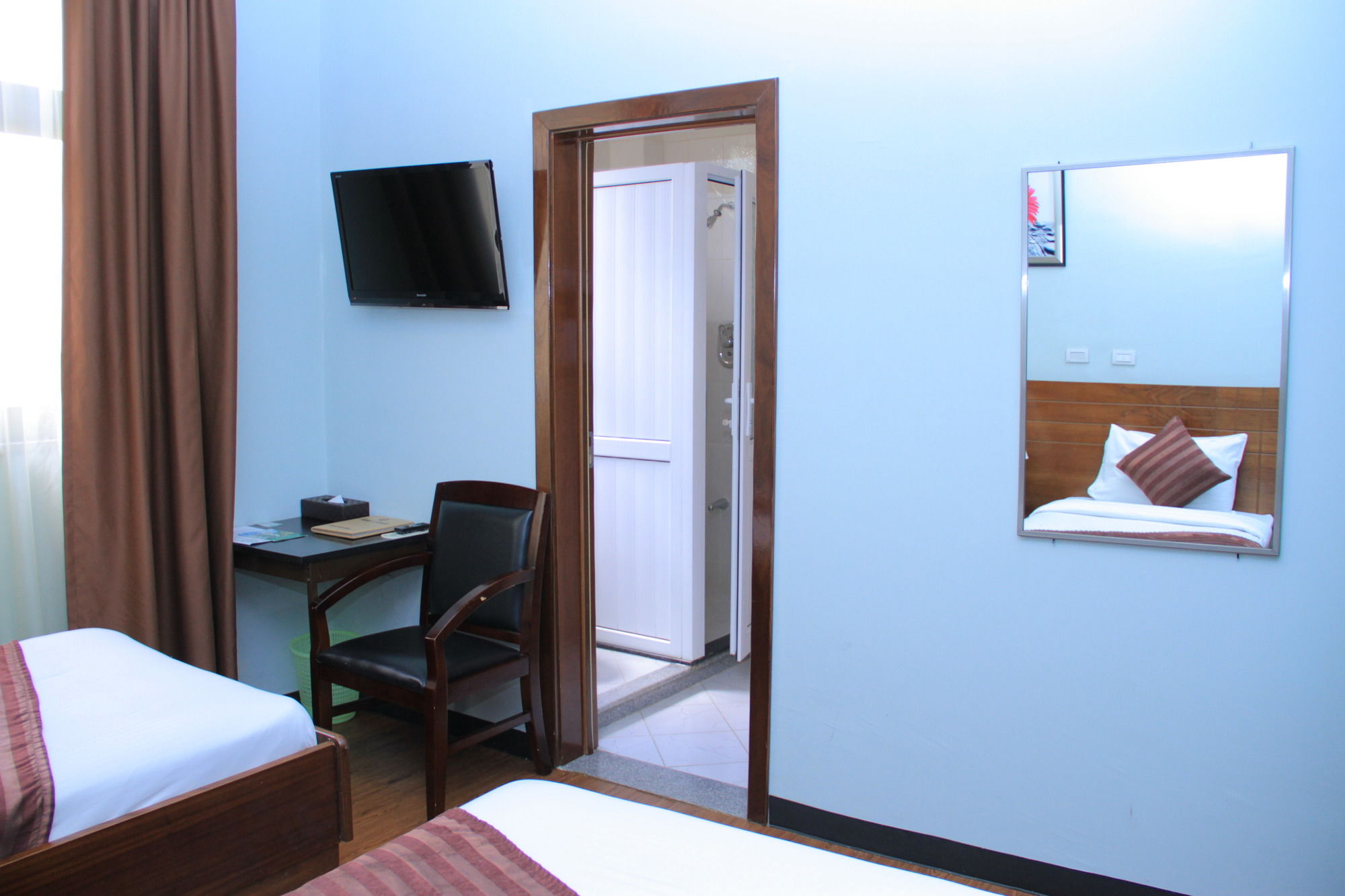 Фото Hotel Lobelia