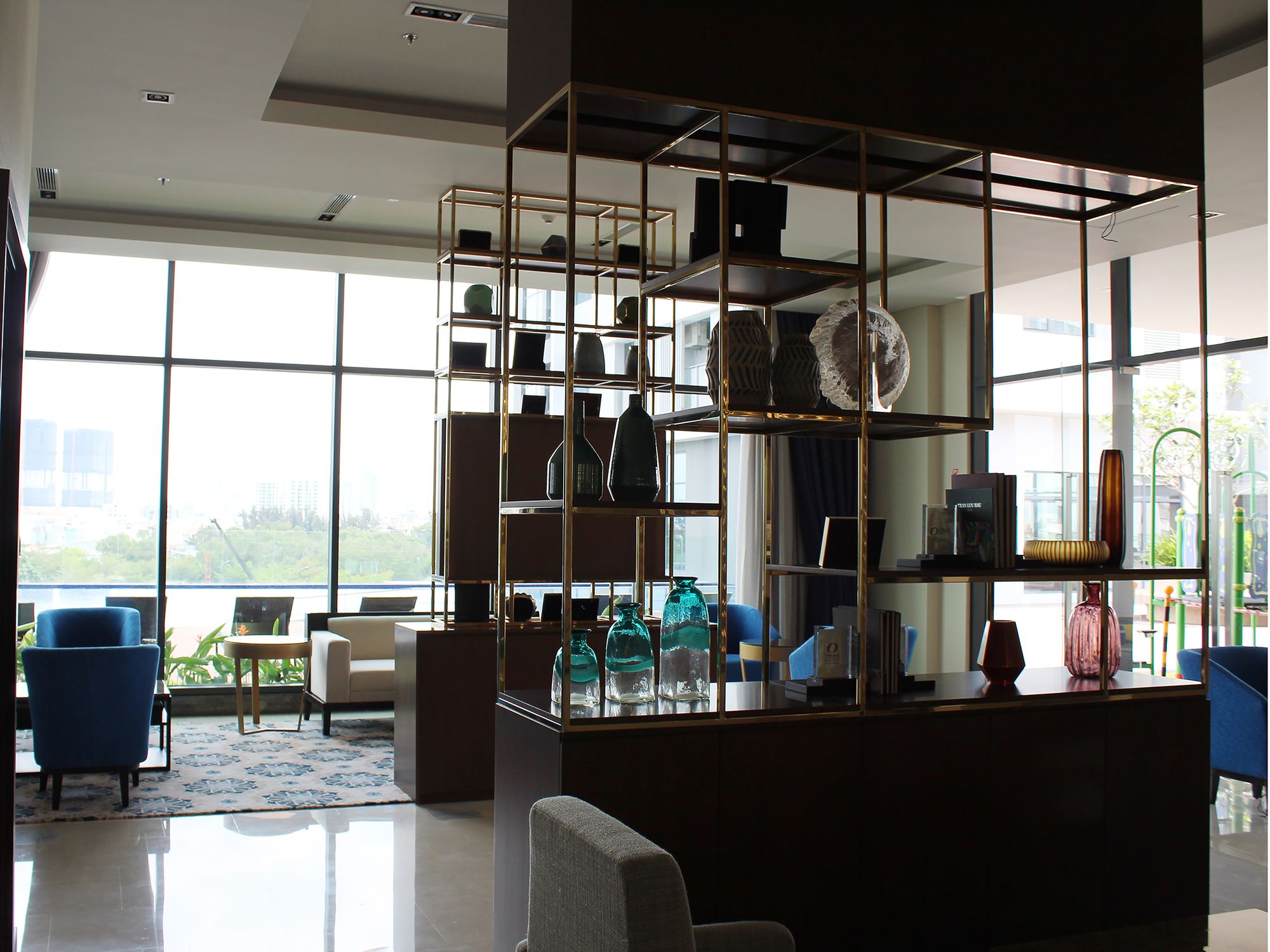 Фото Oakwood Residence Saigon