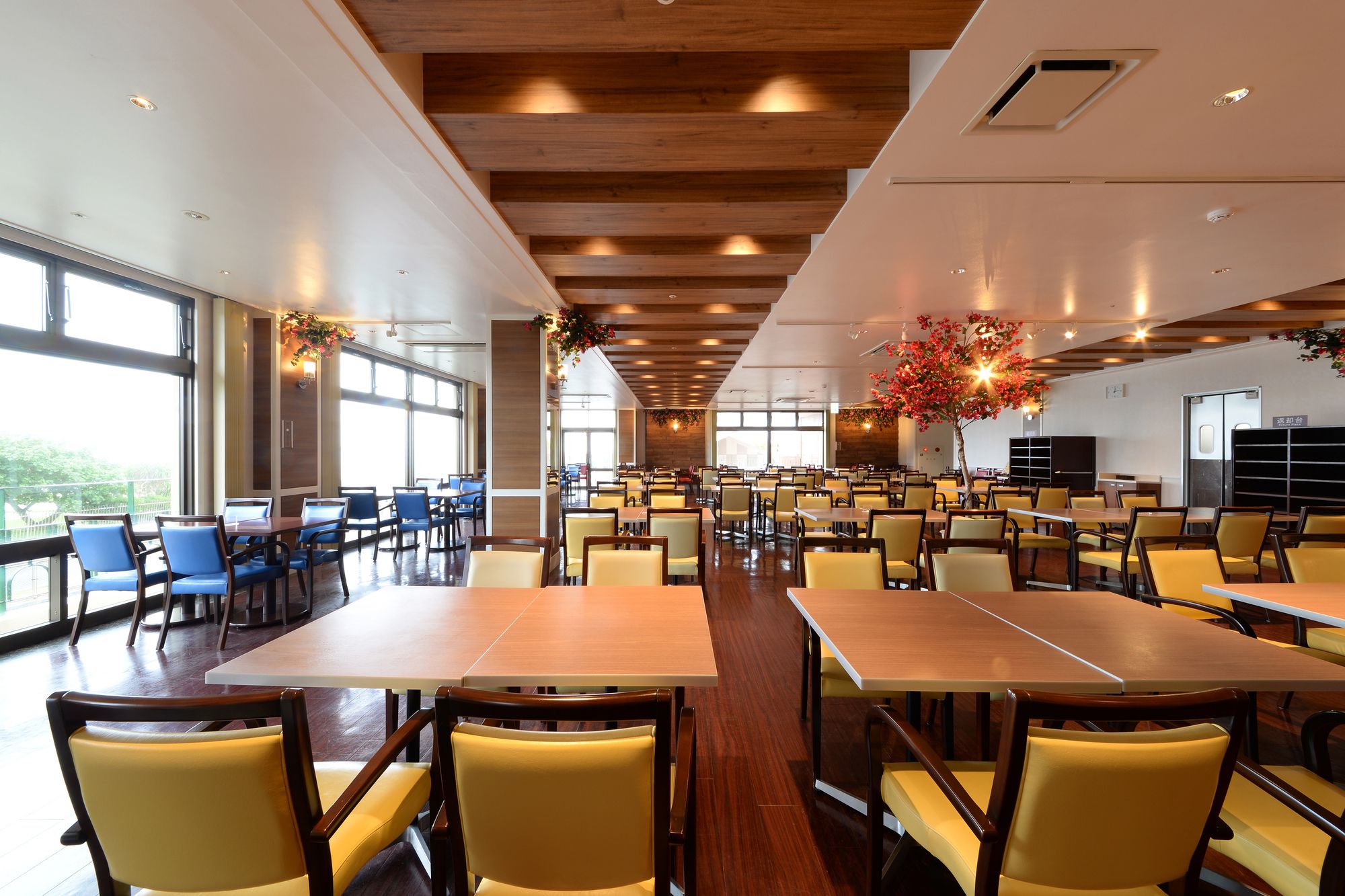 Фото Vessel Hotel Campana Okinawa