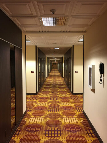 Гостиница La Crystal Hotel - Los Angeles Area в Карсоне