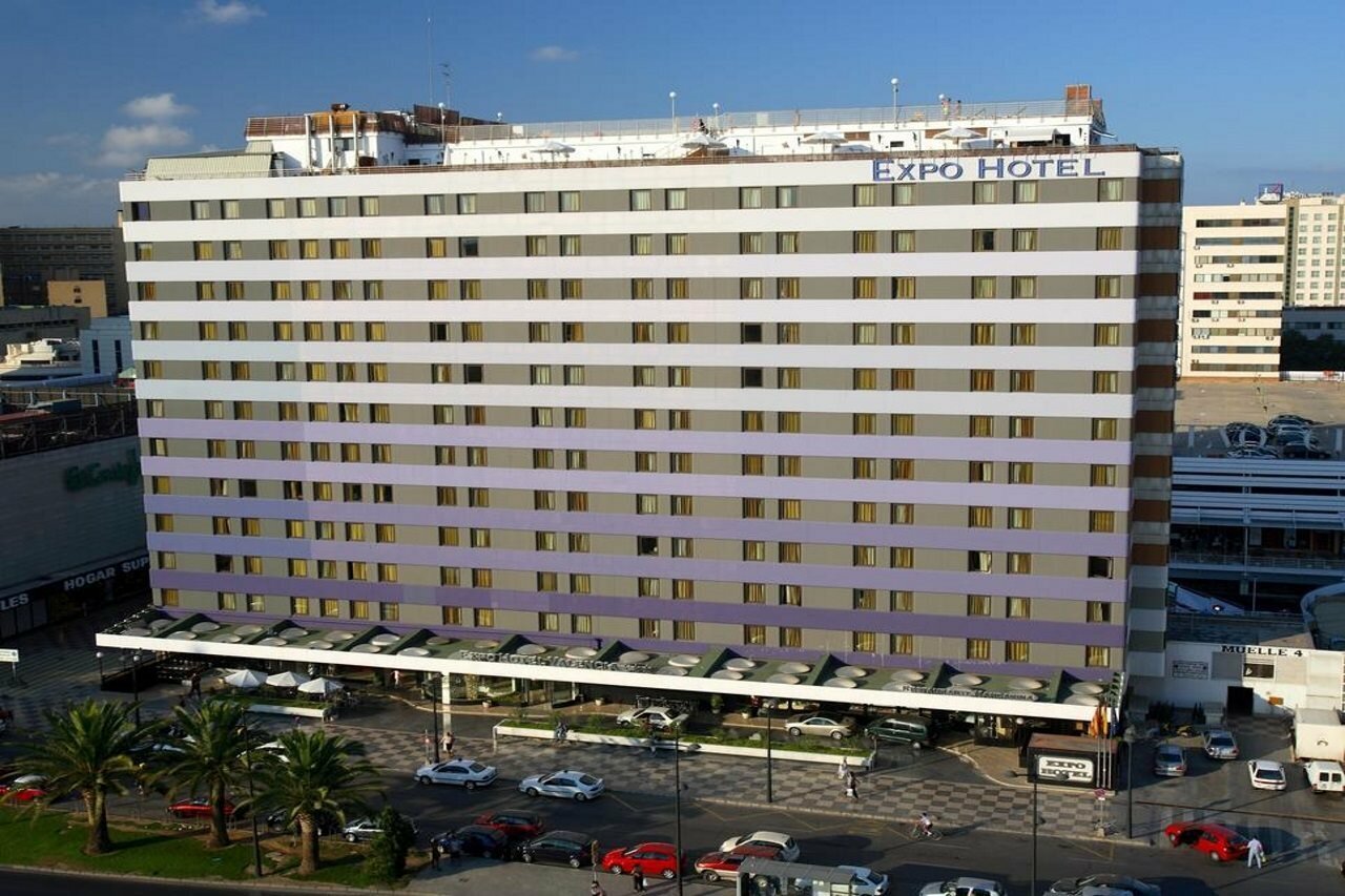Фото Expo Hotel