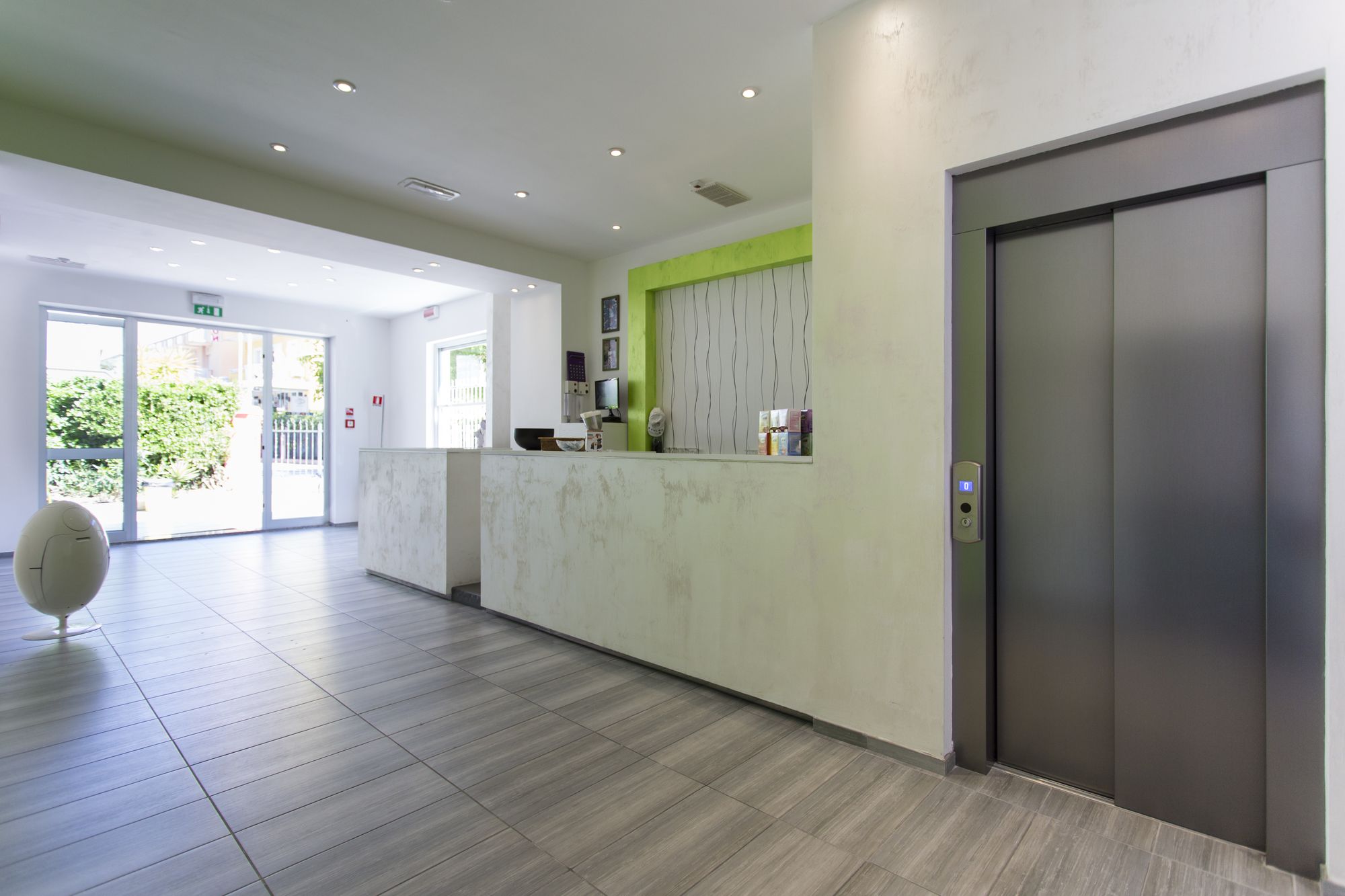 Фото отеля 5