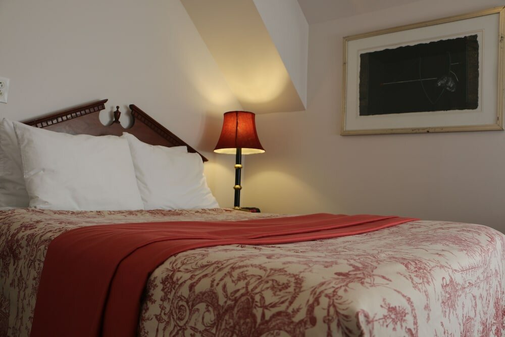 Фото Auberge Manoir Ville Marie