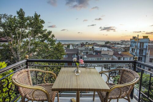Гостиница Garden House Hotel в Фатихе