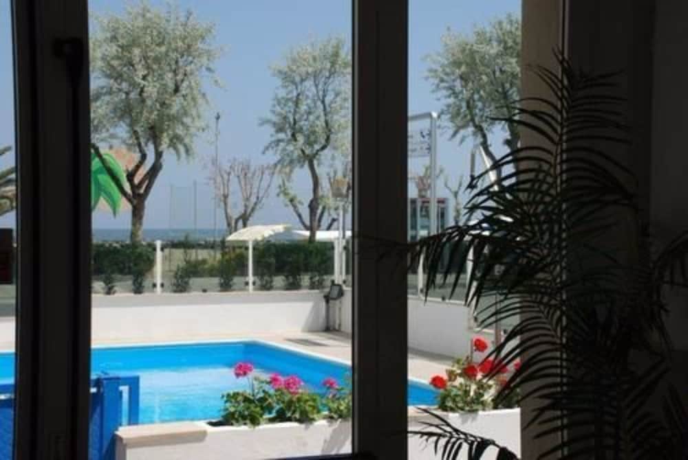 Фото Hotel Costazzurra