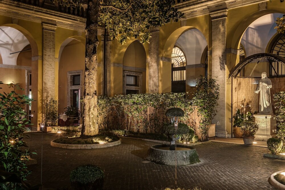 Фото Palazzo Cardinal Cesi