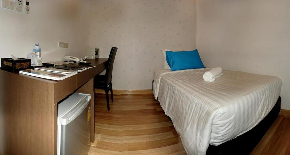 Фото Nantra Sukhumvit 39 Hotel