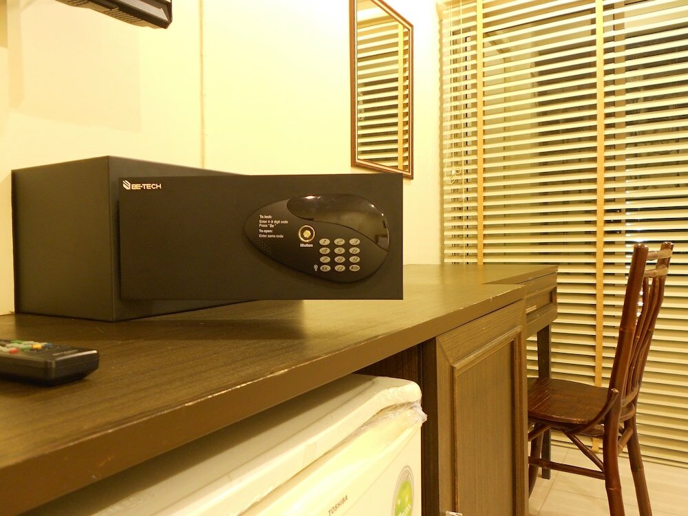 Фото Lodge 61 Bed & Breakfast Hotel