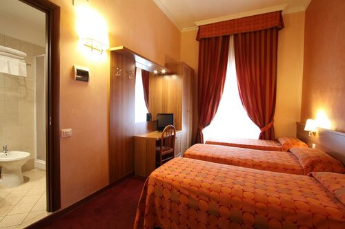 Гостиница Clarin Hotel в Риме