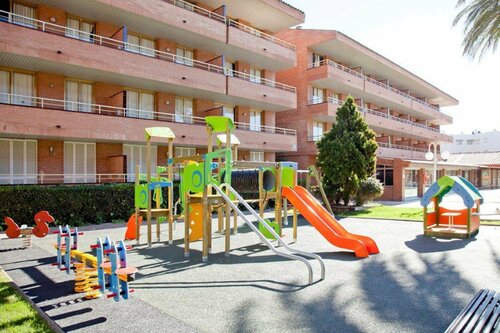 Гостиница Voramar Cambrils в Камбрильсе