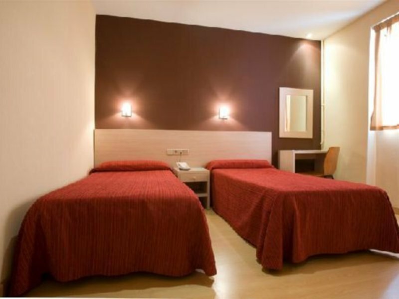 Фото Hostal Persal