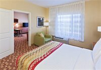 Фото TownePlace Suites by Marriott North Owasso