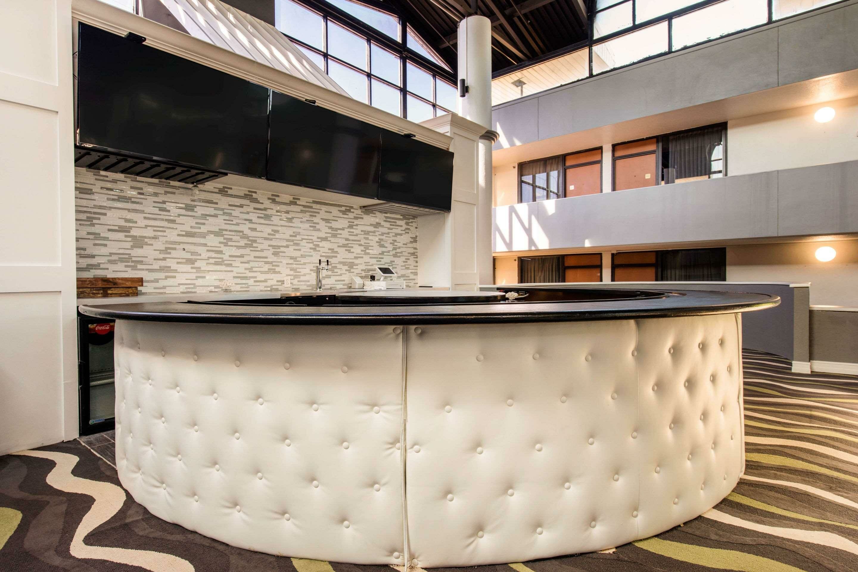 Фото Econo Lodge Orlando Airport