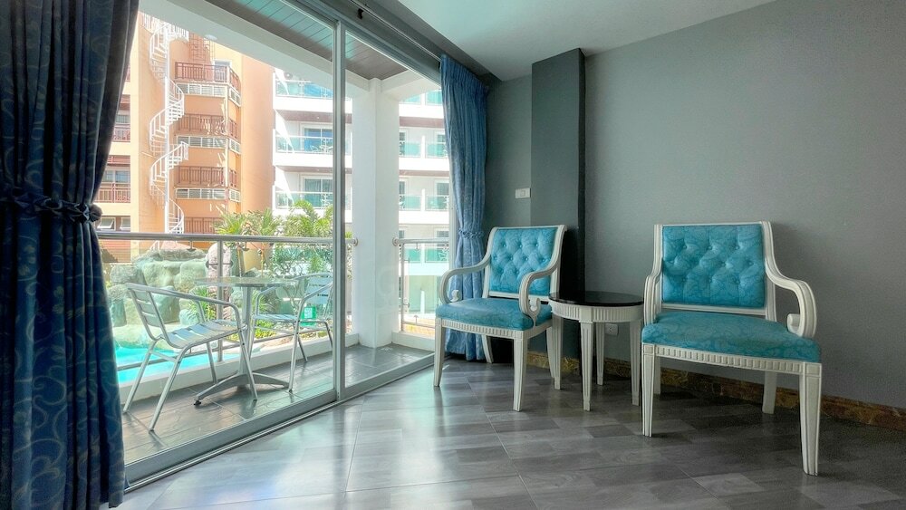 Фото Dragon Beach Resort