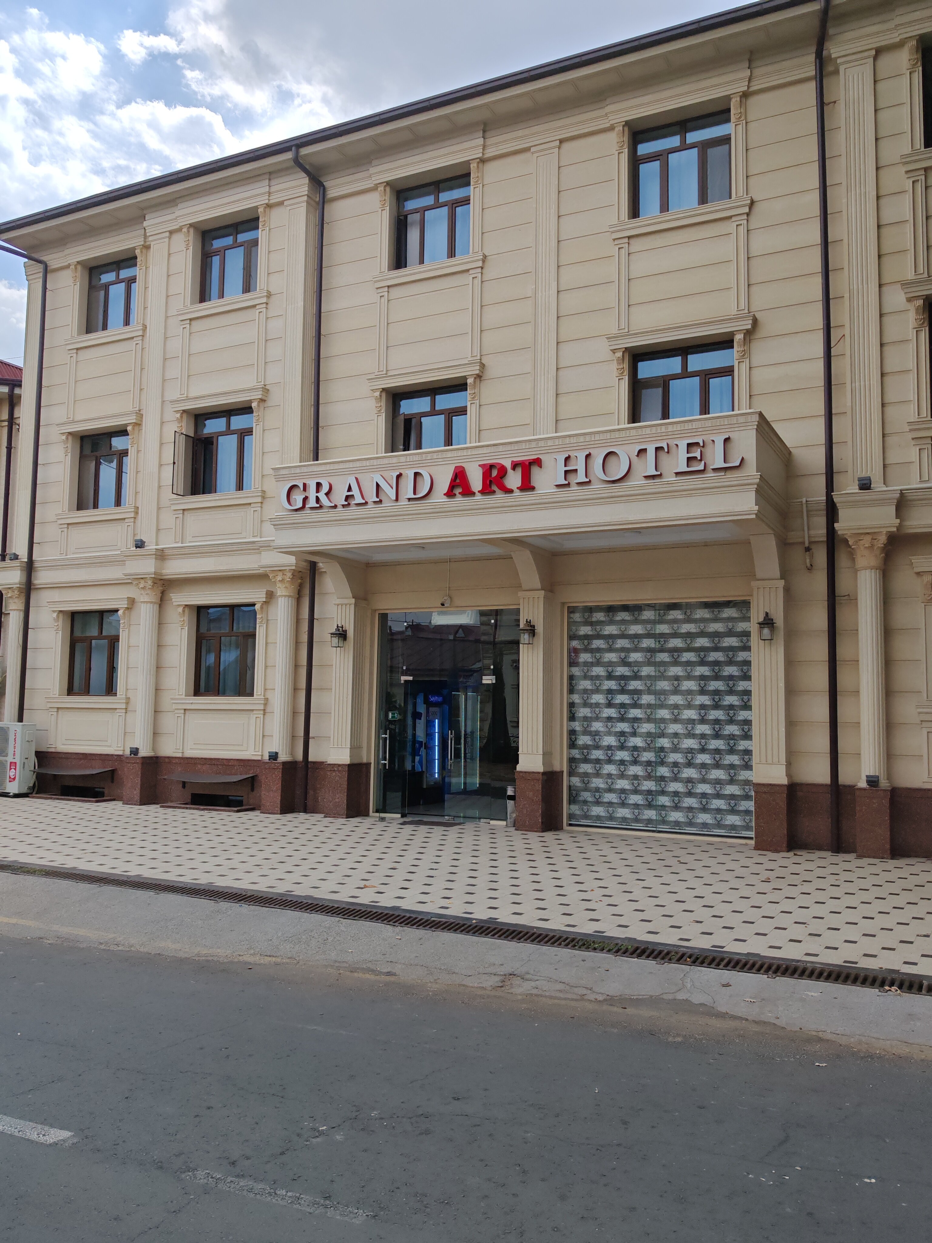 Фото Grand Art Premium Hotel