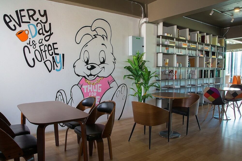 Фото Dragon River Avenue Hotel